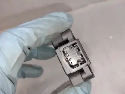 Автозапчасти б/у мотор открывания люков кондиционера за mercedes-benz gla (h247) gla 200 d 4-matic (247.713) ссылки oem iam a0999063502  a0999063502