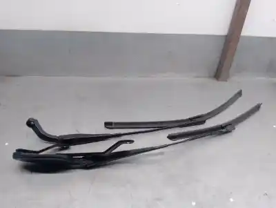 Автозапчасти б/у левый передний рычаг стеклоочистителя за mercedes-benz gla (h247) gla 200 d 4-matic (247.713) ссылки oem iam a2478204600