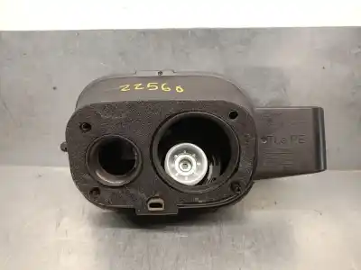 Автозапчасти б/у наружная крышка топлива за hyundai tucson (tl, tle) 1.6 crdi ссылки oem iam 81595d7500  81595d7550