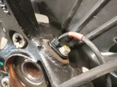 Second-hand car spare part front left knuckle for kia xceed (cd) 1.6 crdi 115 oem iam references 51715j7aa0  51715j7aa0