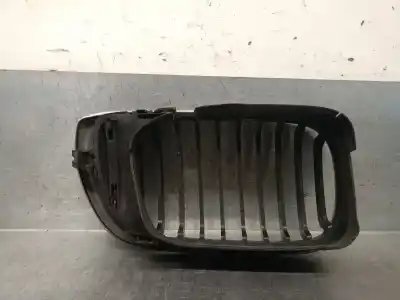 Second-hand car spare part front grille for bmw 3 (e46) 320 d oem iam references 51137042961  51137042961