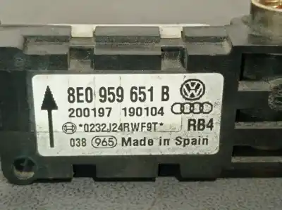 Автозапчастина б/у датчик для audi a4 b6 (8e2) 1.8 t посилання на oem iam 8e0959651b  