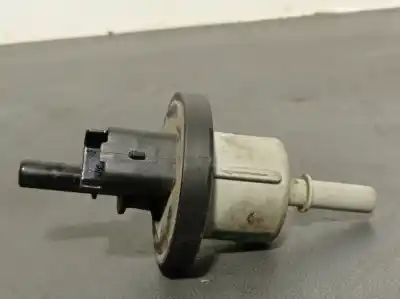 Автозапчастина б/у додатковий повітряний клапан для renault captur i (j5_, h5_) 0.9 tce 90 посилання на oem iam 8200248821