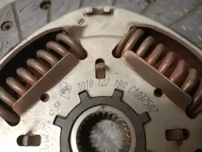 Автозапчастина б/у комплект зцеплення для renault captur i (j5_, h5_) 0.9 tce 90 посилання на oem iam 302053302r  302053302r