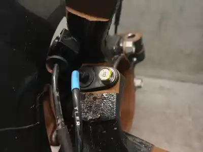 Second-hand car spare part front right knuckle for hyundai tucson (tl, tle) 1.6 crdi oem iam references 51701d7500  51716d7000