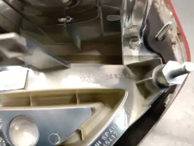 Second-hand car spare part right tailgate light for citroen c4 picasso i monospace (ud_) 1.6 hdi oem iam references 9653547677  6351cc