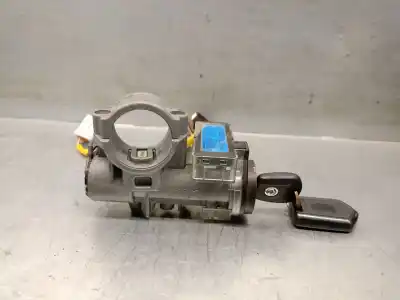 Second-hand car spare part Ignition Switch for SSANGYONG RODIUS II 2.0 XDI OEM IAM references 8711021000  