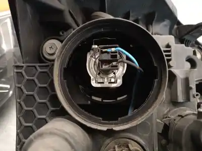 Автозапчастина б/у ліва фара для ssangyong rodius ii 2.0 xdi посилання на oem iam 8310121620  8310121620
