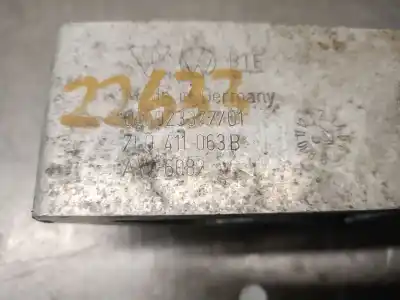 Автозапчастина б/у опора передньої правої підвіски для porsche cayenne (92a) 4.2 s diesel посилання на oem iam 7l0411063b  95534377711