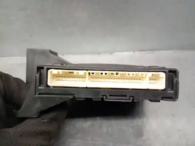 Pezzo di ricambio per auto di seconda mano modulo elettronico per toyota prius (nhw30) executive riferimenti oem iam 8865047071  8865047071