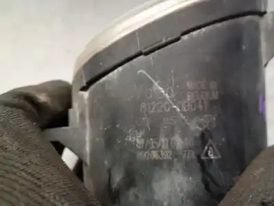 Автозапчастина б/у ліва протитутмана для toyota prius (nhw30) executive посилання на oem iam 812200d041  810260w020