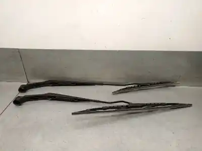 Автозапчастина б/у передній правий річок склоочисника для mitsubishi mirage / space star vi fastback (a0_a) 1.2 посилання на oem iam 8250b261  8250a489