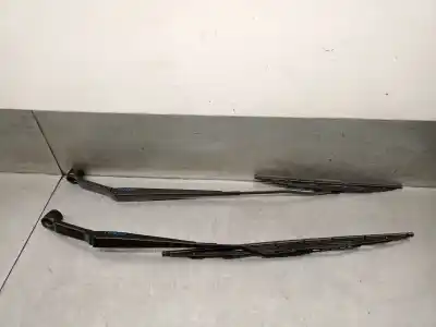 Автозапчастина б/у передній правий річок склоочисника для mitsubishi mirage / space star vi fastback (a0_a) 1.2 посилання на oem iam 8250b261  8250a489