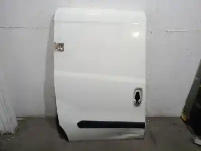 Recambio de automóvil de segunda mano de puerta lateral corredera derecha para fiat doblo cargo (263_) 1.3 d multijet referencias oem iam 51977134