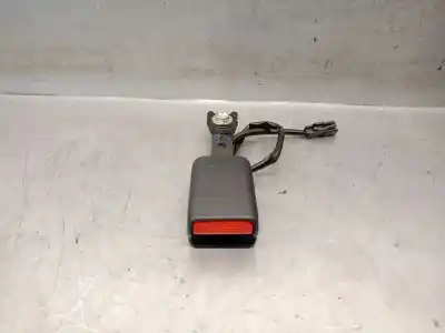 Автозапчасти б/у крюк для пояса за mitsubishi mirage / space star vi fastback (a0_a) 1.2 ссылки oem iam 621737300e  7000f698xa