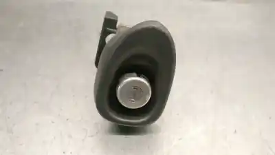 Tweedehands auto-onderdeel  voor TOYOTA YARIS (_P9_)  OEM IAM-referenties 6921552060  6921552060
