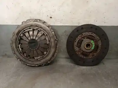 Автозапчастина б/у комплект зцеплення для opel corsa d (s07) 1.3 cdti (l08, l68) посилання на oem iam 55572383  666092