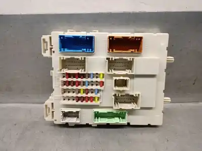 Автозапчастина б/у  для VOLVO V40 FASTBACK (525)  Посилання на OEM IAM 31394964  