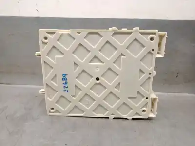 Second-hand car spare part fuse box unit for volvo v40 fastback (525) d2 oem iam references 31394964  