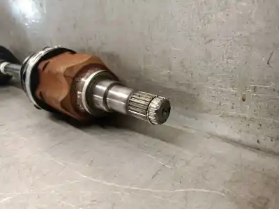 Автозапчастина б/у передня ліва трансмісія для toyota yaris (_p9_) 1.4 d-4d (nlp90_) посилання на oem iam 434200d180  434200d180