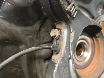 Автозапчасти б/у передняя правая кулачка за toyota yaris (_p9_) 1.4 d-4d (nlp90_) ссылки oem iam 432110d130  432110d130