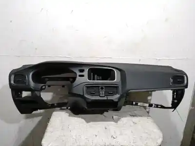Автозапчасти б/у панель приборов за volvo v40 fastback (525) d2 ссылки oem iam 39826620