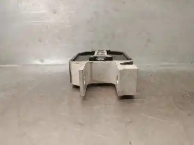 Tweedehands auto-onderdeel wijzig ondersteuning voor volvo v40 fastback (525) d2 oem iam-referenties 31359652  31359652