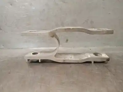 Second-hand car spare part engine support for volvo v40 fastback (525) d2 oem iam references 31359645  31359645