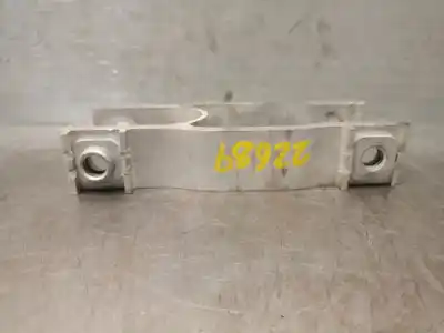 Second-hand car spare part engine support for volvo v40 fastback (525) d2 oem iam references 31359645  31359645