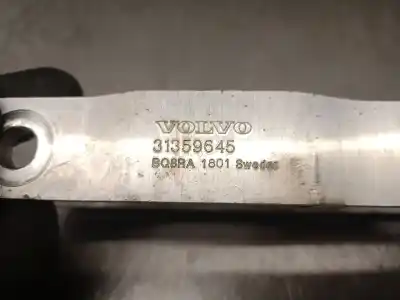 Second-hand car spare part engine support for volvo v40 fastback (525) d2 oem iam references 31359645  31359645