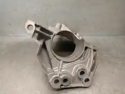 Second-hand car spare part engine support for volvo v40 fastback (525) d2 oem iam references 31370633  31370633