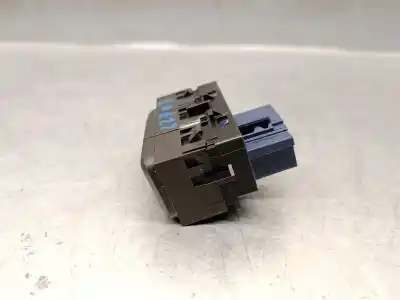 Second-hand car spare part switch for opel corsa f corsa-e (68) oem iam references 98327597yx  