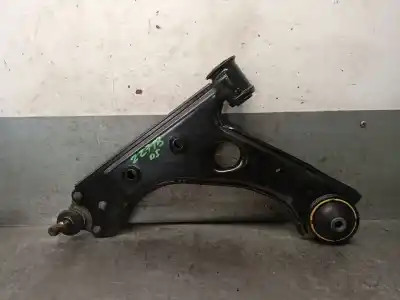Pezzo di ricambio per auto di seconda mano braccio di sospensione anteriore sinistro inferiore per opel corsa d (s07) 1.3 cdti (l08, l68) riferimenti oem iam 5352039
