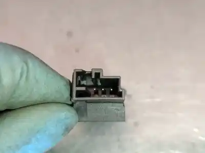 Peça sobressalente para automóvel em segunda mão sensor por opel corsa f corsa-e (68) referências oem iam 9845006780  