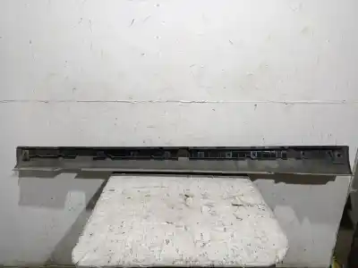 Second-hand car spare part side skirt for bmw 3 (e90) 320 d oem iam references 51777202654  51777202654