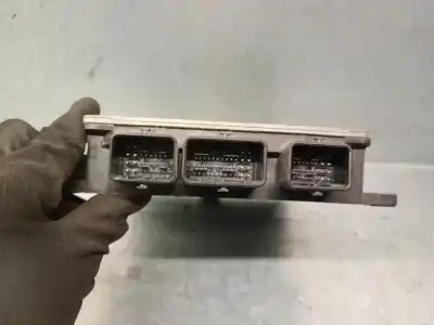 Автозапчастина б/у ебу контролер двигуна для renault scenic ii 1.5 dci diesel посилання на oem iam 8200498188  8200498188