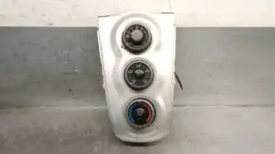 Автозапчастина б/у контроль опалення / кондиціонації для TOYOTA YARIS (_P9_) 1.4 D-4D (NLP90_) Посилання на OEM IAM 554060D190  554060D190B0