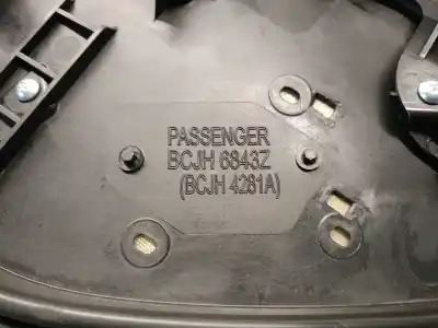 Автозапчасти б/у обивка передней правой двери за mazda 3 fastback (bp) 2.0 skyactiv-g m hybrid ссылки oem iam bcjh6843z  