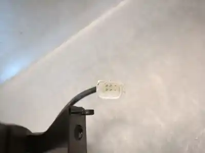 Автозапчасти б/у левая передняя наружная ручка за mazda 3 fastback (bp) 2.0 skyactiv-g m hybrid ссылки oem iam bglb5942x  