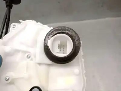 Second-hand car spare part front right door lock for mazda 3 fastback (bp) 2.0 skyactiv-g m hybrid oem iam references   