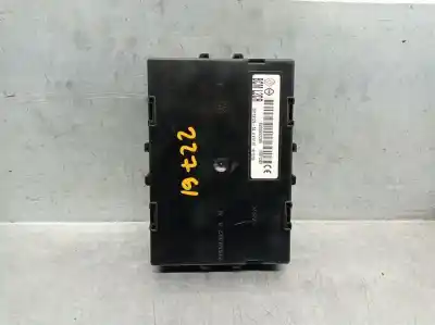 Pezzo di ricambio per auto di seconda mano SCATOLA RELÈ/FUSIBILI per RENAULT CLIO III (BR0/1, CR0/1)  Riferimenti OEM IAM 8200652285  28118125