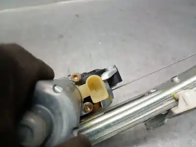 Second-hand car spare part rear left window regulator for bmw 3 (e46) 316 i oem iam references 51358212099  51358212099