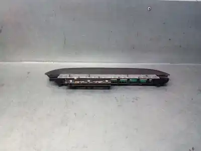 Second-hand car spare part central brake light for bmw 3 (e46) 316 i oem iam references 63257219086  63257219086