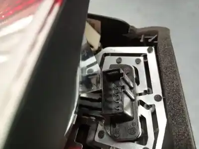 Second-hand car spare part left tailgate light for bmw 3 (e46) 316 i oem iam references 63216946533  63216946533