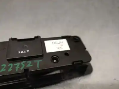 Автозапчасти б/у внутренний свет за mazda 3 fastback (bp) 2.0 skyactiv-g m hybrid ссылки oem iam bcjh1k20  