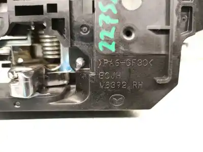 Pezzo di ricambio per auto di seconda mano maniglia interna posteriore destra per mazda 3 fastback (bp) 2.0 skyactiv-g m hybrid riferimenti oem iam bcjhv8392  