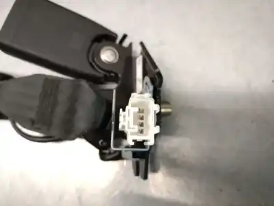 Peça sobressalente para automóvel em segunda mão chicote / encaixe cinto segurança traseiro direito por mazda 3 fastback (bp) 2.0 skyactiv-g m hybrid referências oem iam bah150027j  