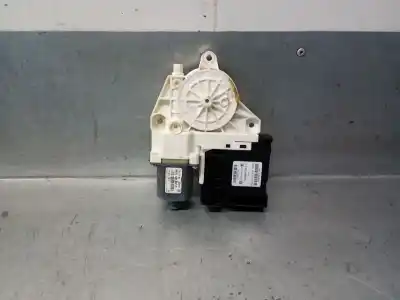 Gebrauchtes Autoersatzteil vorderer rechter fenstermotor zum volkswagen golf plus v (5m1, 521) 2.0 tdi 16v oem-iam-referenzen 5m1837402f