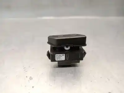 Second-hand car spare part switch for mazda 3 fastback (bp) 2.0 skyactiv-g m hybrid oem iam references bdgf66660  