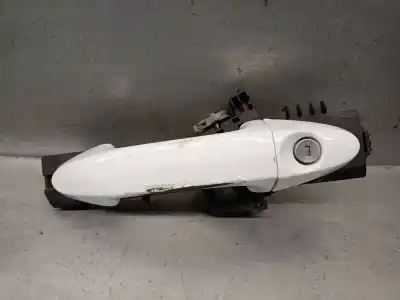 Pièce détachée automobile d'occasion Poignée De Porte Avant Gauche pour FORD FIESTA (CB1) Motor 1.6 Ltr. - 70 kW TDCi CAT Références OEM IAM 1757131  1757131